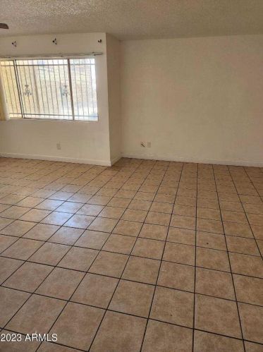 2692 43rd Ave, Phoenix AZ  85009-1080 exterior