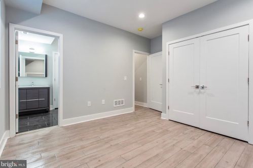 1500 26 St, Philadelphia PA 19121-4602 exterior