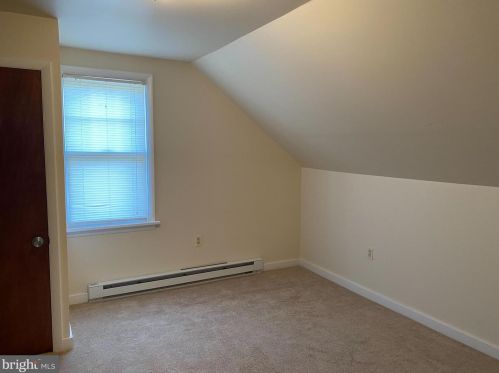 33 9th St, Pottstown PA 19464-5240 exterior