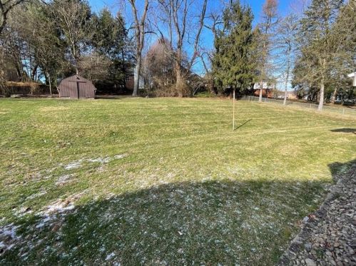 525 Dorseyville Rd, Pittsburgh PA  15238-1651 exterior