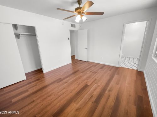 8901 18th Ave, Phoenix AZ  85021-4323 exterior