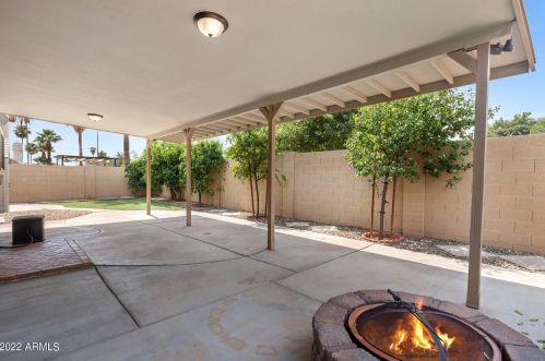 18412 44th Pl, Phoenix AZ 85050-6946 exterior