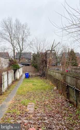 376 Cherry St, Pottstown PA  19464-5943 exterior