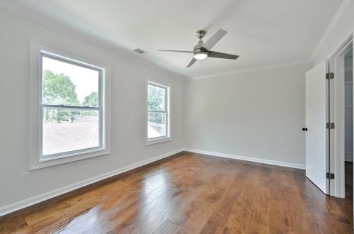 1477 Mercer Ave, Atlanta GA  30337-1515 exterior