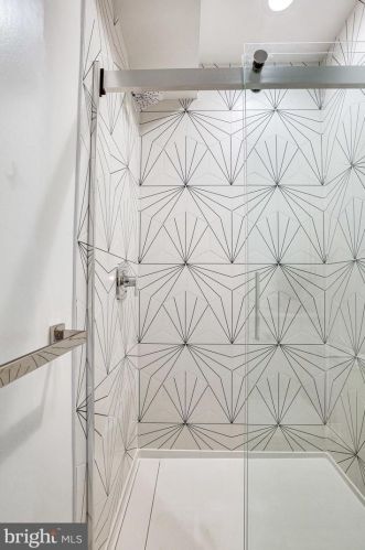 4913 Sherier Pl, Washington DC  20016-3319 exterior