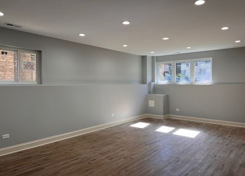 1007 Hamlin Ave, Chicago IL 60625-5914 exterior