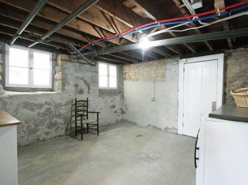 945 Jenifer St, Madison WI  53703-3521 exterior