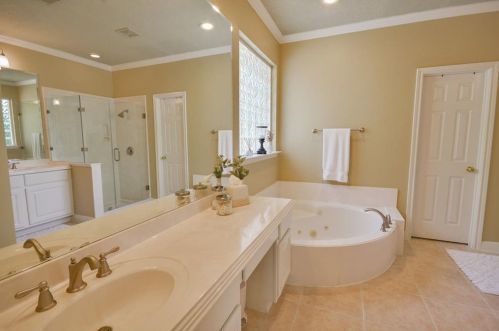 2114 Fern Creek Trl, Humble TX 77346-3063 exterior