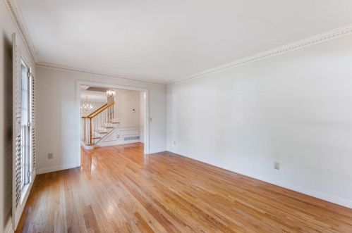 4767 Dunwoody Sta Dr, Atlanta GA 30338-4703 exterior