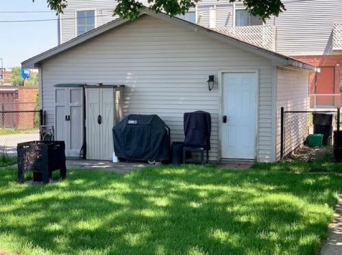 1028 46, Milwaukee WI 53208-3120 exterior