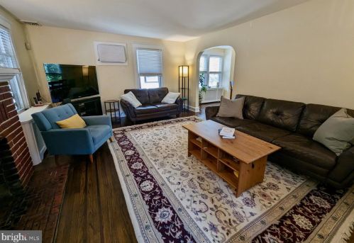 517 Old Middletown Rd, Media PA 19063-4429 exterior