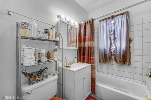 10215 Saint Lawrence Ave, Chicago IL 60628-2232 exterior