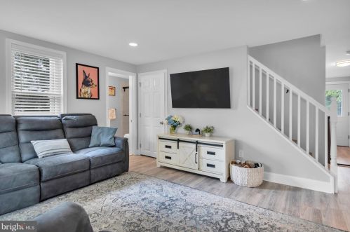 501 Rhoads Ave, Tavistock NJ  08033-2931 exterior