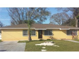 2813 Lake Ave, Tampa FL  33607-6337 exterior