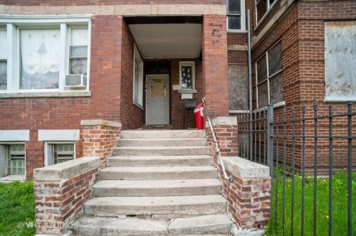 7536 Stewart Ave, Chicago IL  60620-1633 exterior