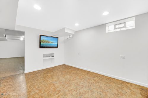 3521 82 Pl, Chicago IL 60652-2406 exterior