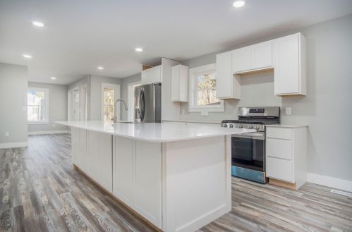 1881 Letart Ave, Meskegon, MI 49441-1450