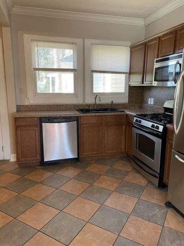 621 Grady Pl, Atlanta GA 30310-2616 exterior