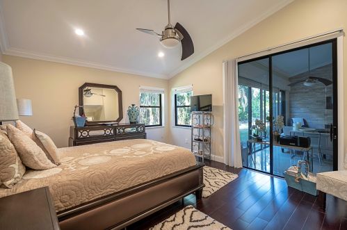 7195 Le Chalet Blvd, Boynton Beach FL 33472-5033 exterior