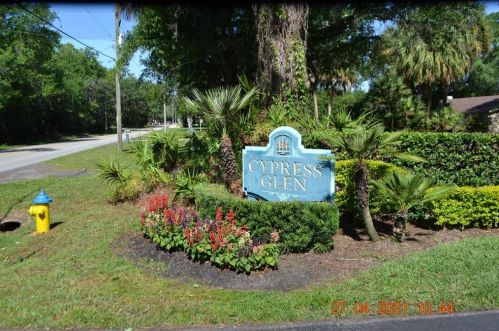 8820 Cypress Hammock Dr, Tampa, FL 33614-8100