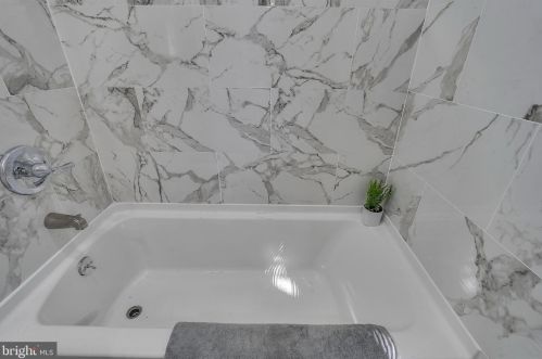 1358 Vly Pl, Washington DC 20020-5716 exterior