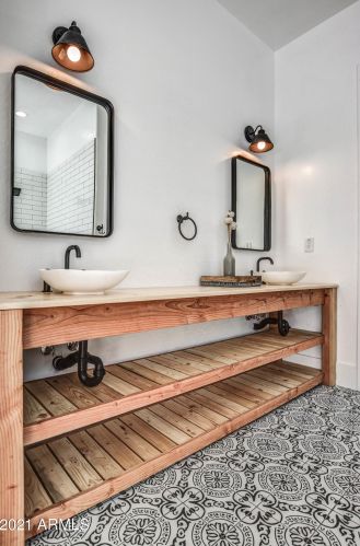 6434 12 St, Phoenix AZ 85086-4804 exterior