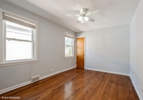 6701 Whipple St, Chicago IL 60652-3445 exterior