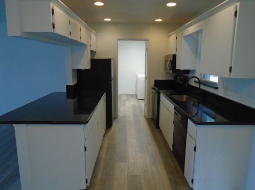 372 Walters Ter, Fort Pierce FL 34983-3878 exterior