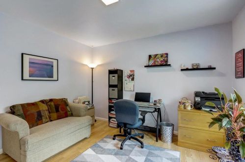 6621 Wisconsin Ave, Milwaukee WI 53213-3914 exterior