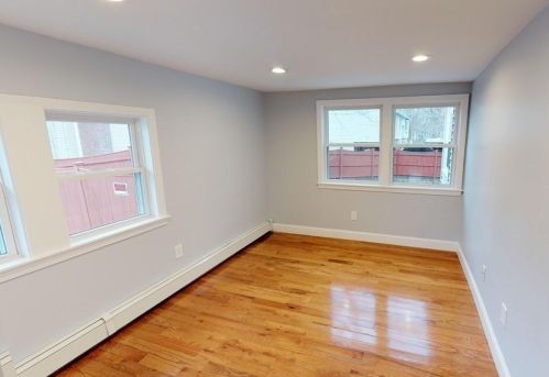 16 County St, Peabody MA 01960-5208 exterior