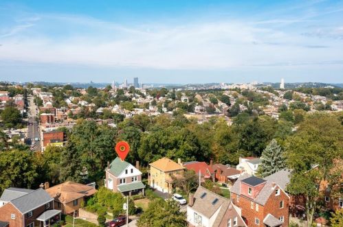 4344 Ludwick St, Pittsburgh PA 15217-3005 exterior