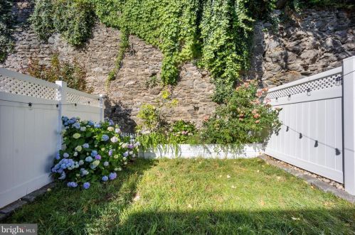 4043 Boone St, Philadelphia PA  19127-1704 exterior