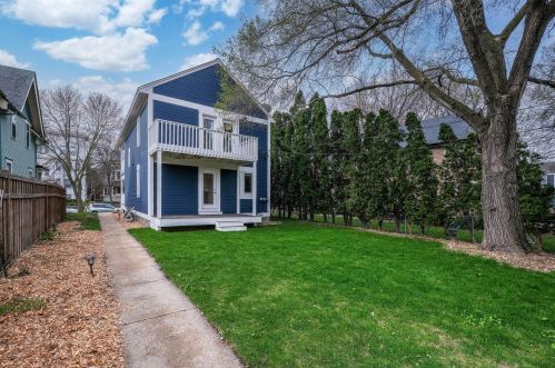 597 Holly Ave, Saint Paul MN 55102-2209 exterior