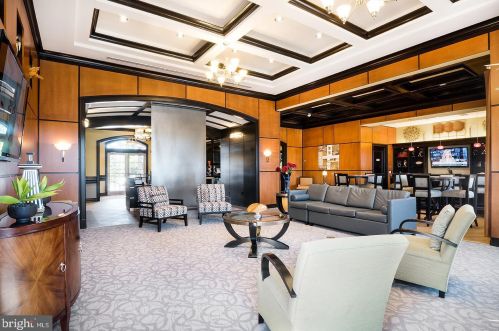 918 Halifax Pl, Trenton NJ  08619-2070 exterior