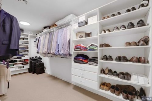 65 Holland Ave, Demarest NJ  07627-2705 exterior