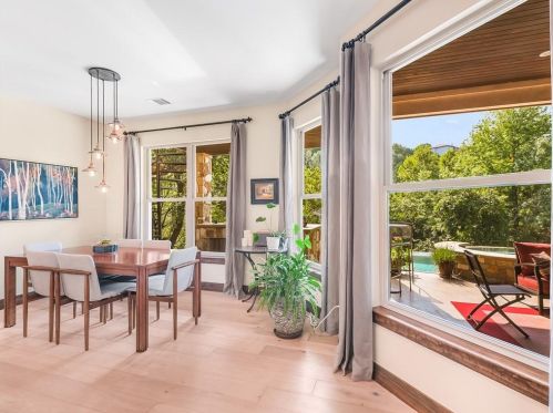 1501 Cyn Edge Dr, Austin TX 78733-2000 exterior