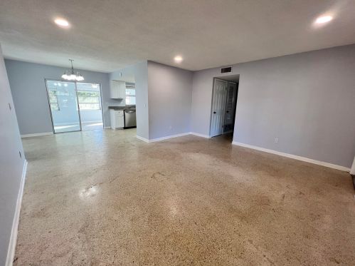 265 Mainsail St, Fort Pierce FL  34983-1710 exterior