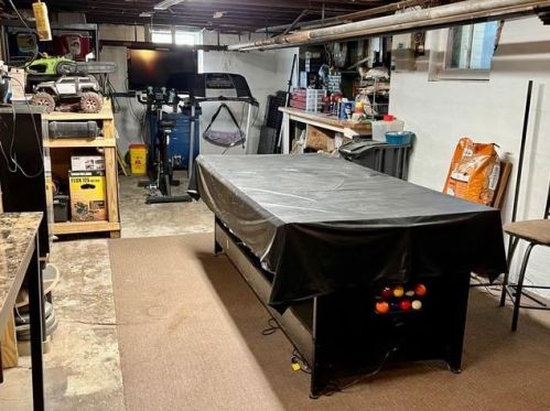 3220 Brownsville Rd, Pittsburgh PA 15227-2432 exterior