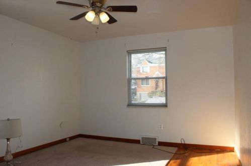 2023 Palm Ave, Pittsburgh PA 15235-1550 exterior