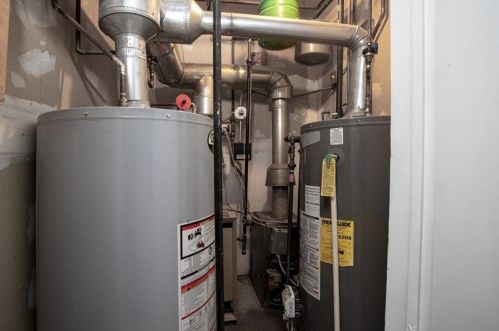 35 Gray St, Providence RI 02904-4702 exterior