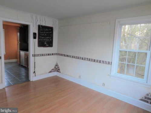 6730 Githens Ave, Camden NJ 08109-2418 exterior