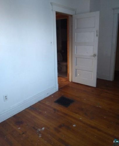 906 57th Ave, Duluth MN 55807-1363 exterior