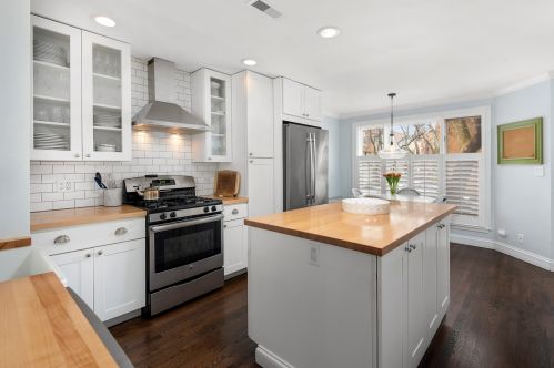 1819 Dayton St, Chicago IL 60614-5003 exterior