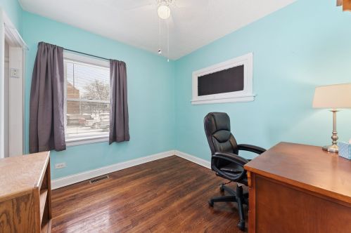 1908 8 Ave, Broadview IL 60153-1909 exterior