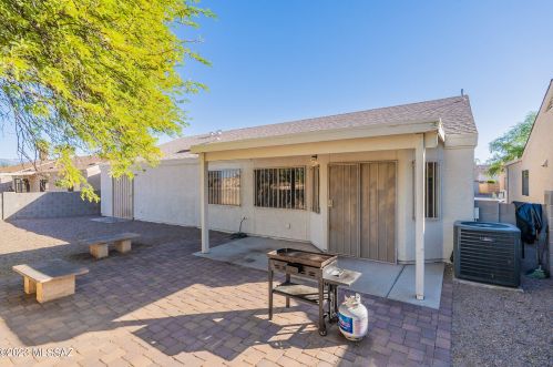 2944 Beck Dr, Tucson AZ  85730-3620 exterior