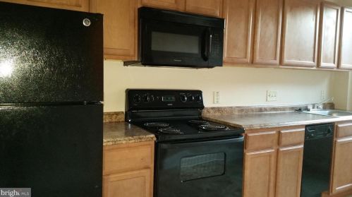 832 7th St, Washington DC  20002-3610 exterior