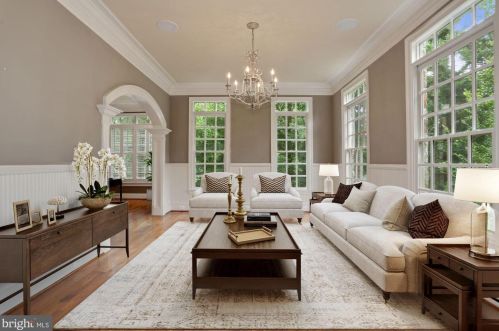 7449 Dulany Dr, Mc Lean VA  22101-2716 exterior