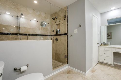 6305 Chesley Ln, Dallas TX 75214-2116 exterior