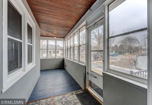 1025 Jameson St, Saint Paul, MN 55103-1447