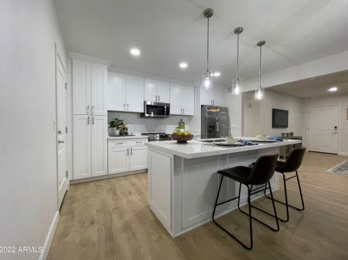 642 Shannon St, Chandler AZ 85226-6106 exterior